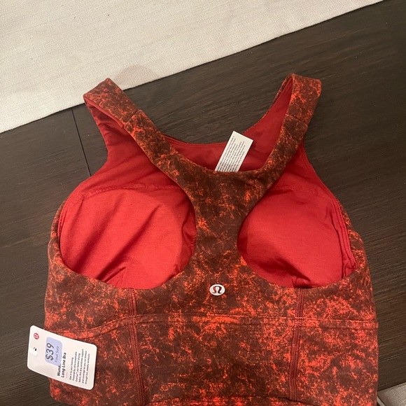 NWT lululemon sports bra - Picture 2 of 2
